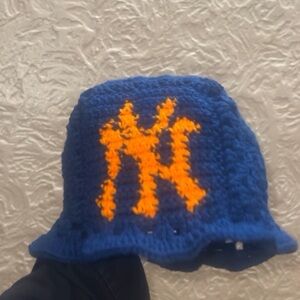 Crochet NY Bucket
